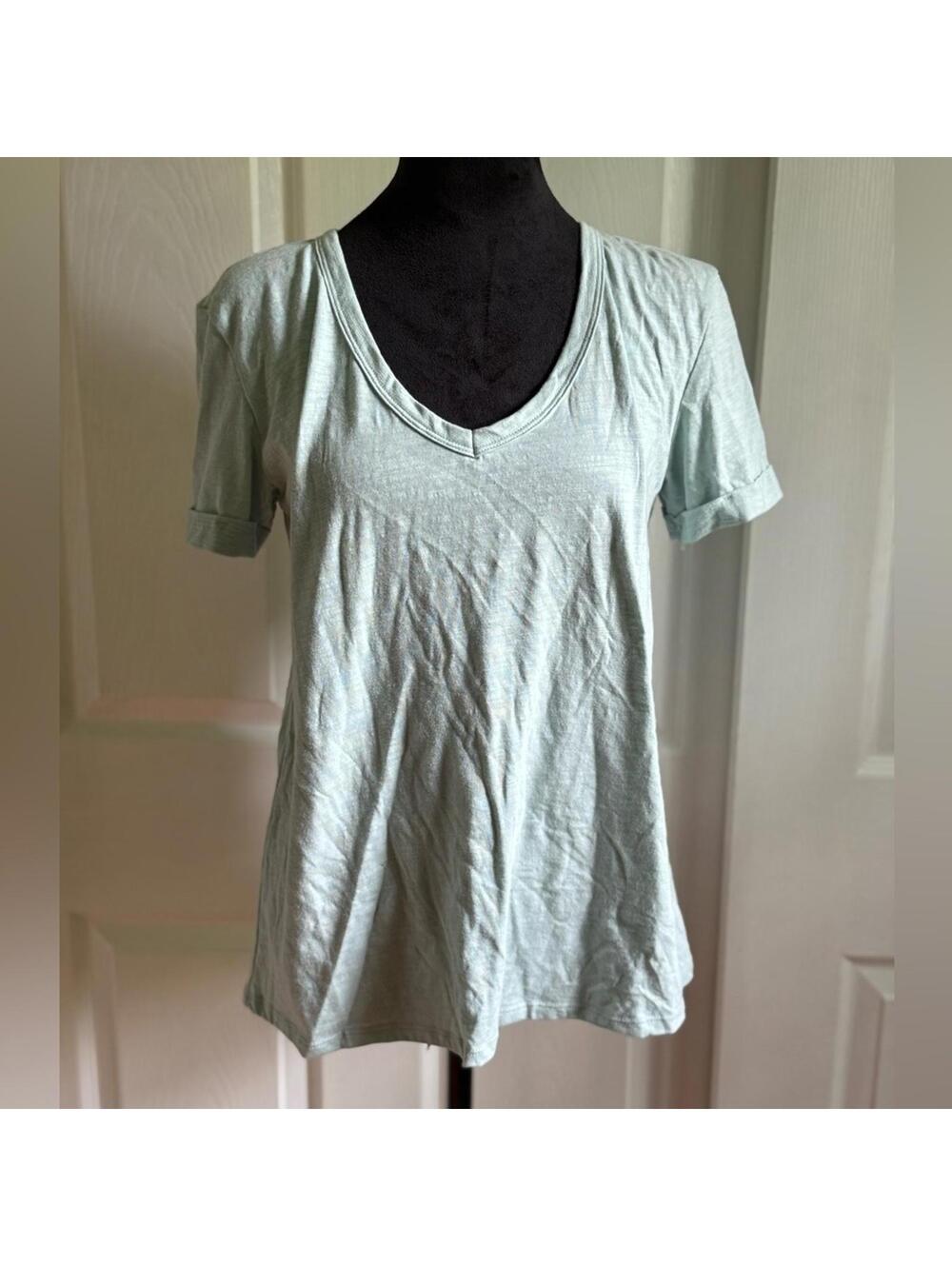 Women's Top | Short Sleeve T-Shirt | American Eagle | Size S